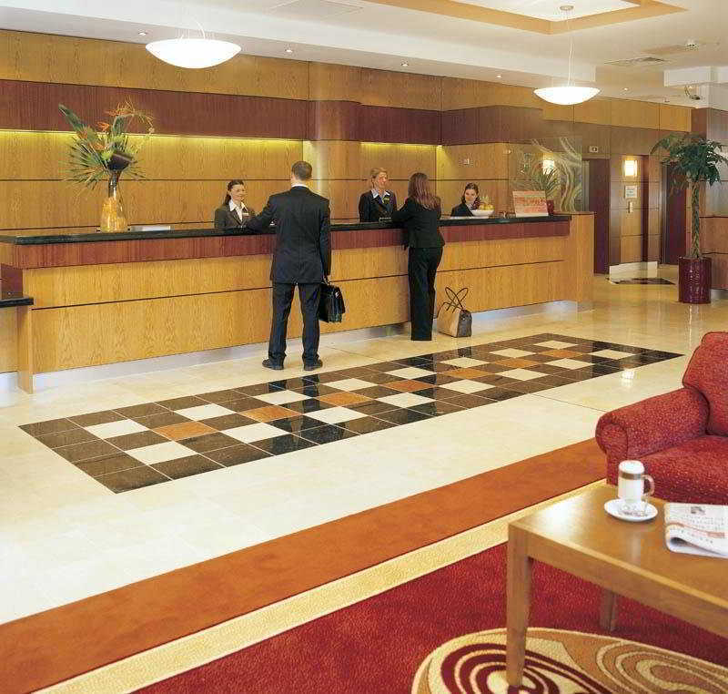 Leonardo London Watford Hotel 4*